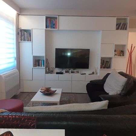 Lake View Apartment 티라나 외부 사진