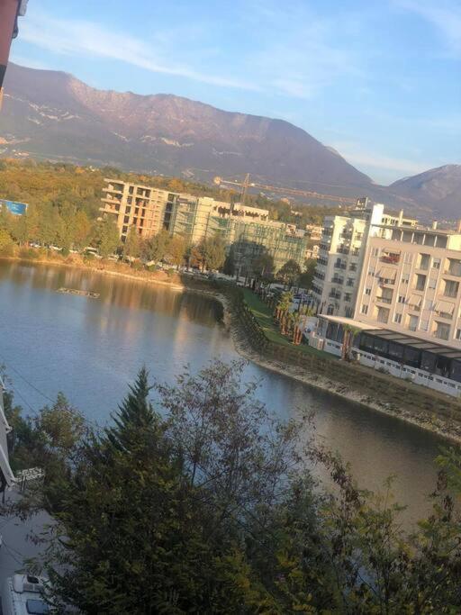 Lake View Apartment 티라나 외부 사진