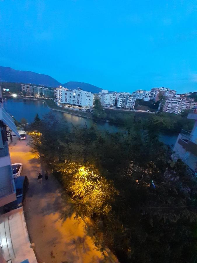 Lake View Apartment 티라나 외부 사진