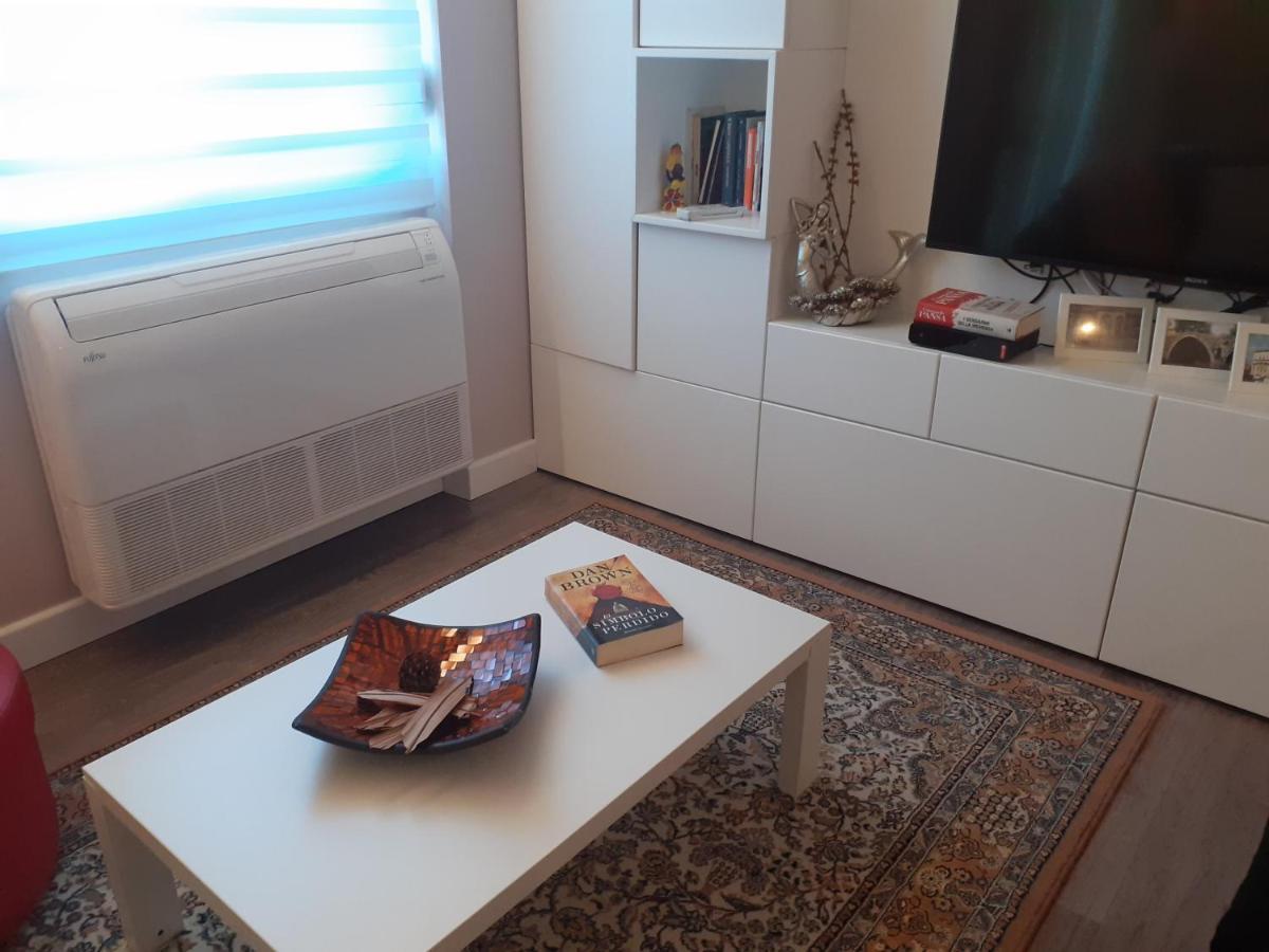 Lake View Apartment 티라나 외부 사진